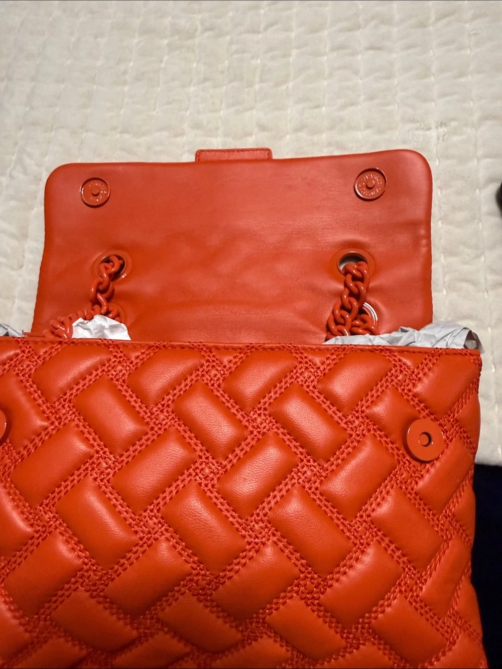 KURT GEIGER KENSINGTON DRENCH BAG ORANGE. Soft lambskin leather.